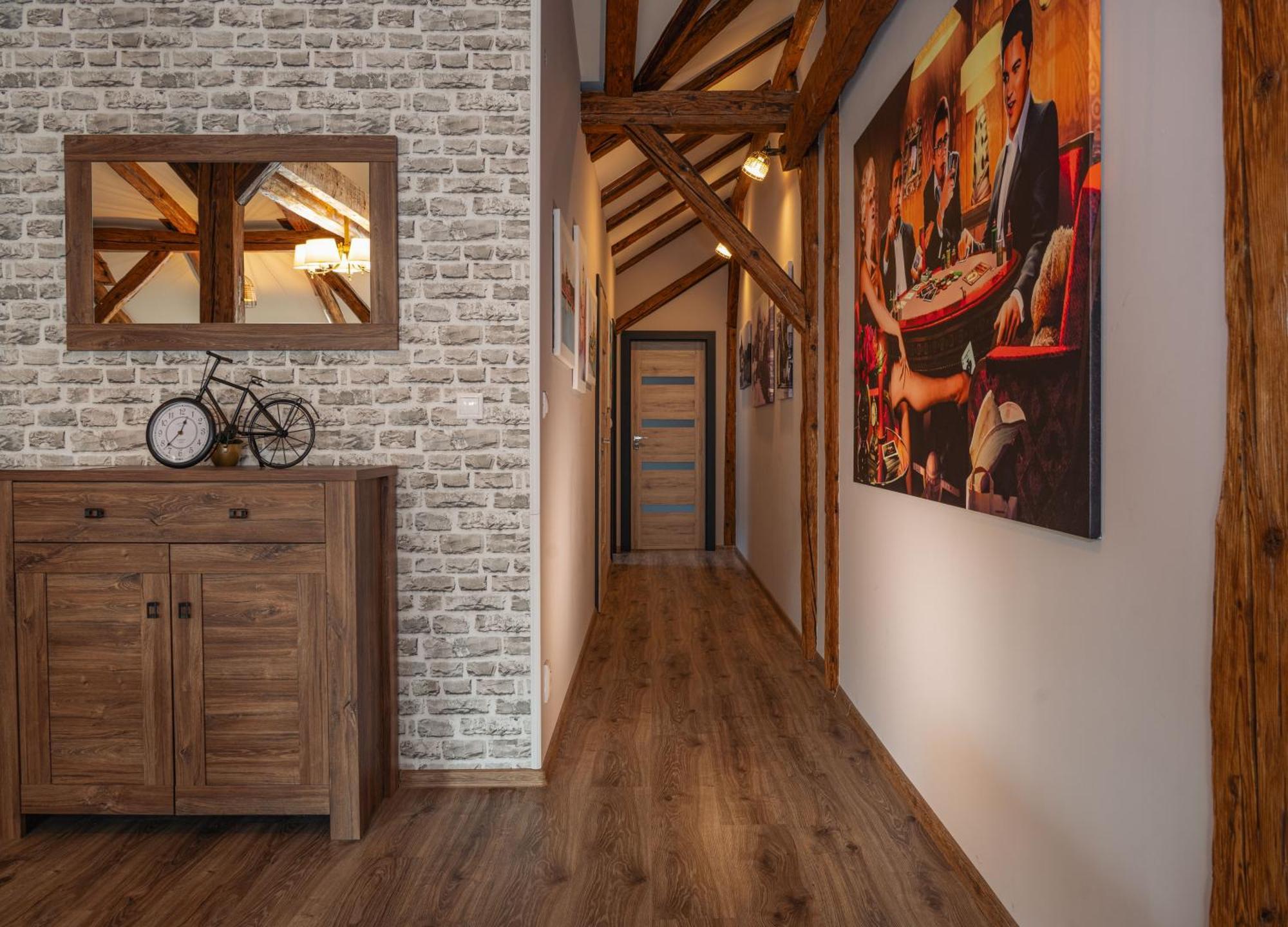 Appartamento Apatman Fellini House Trenčín Esterno foto