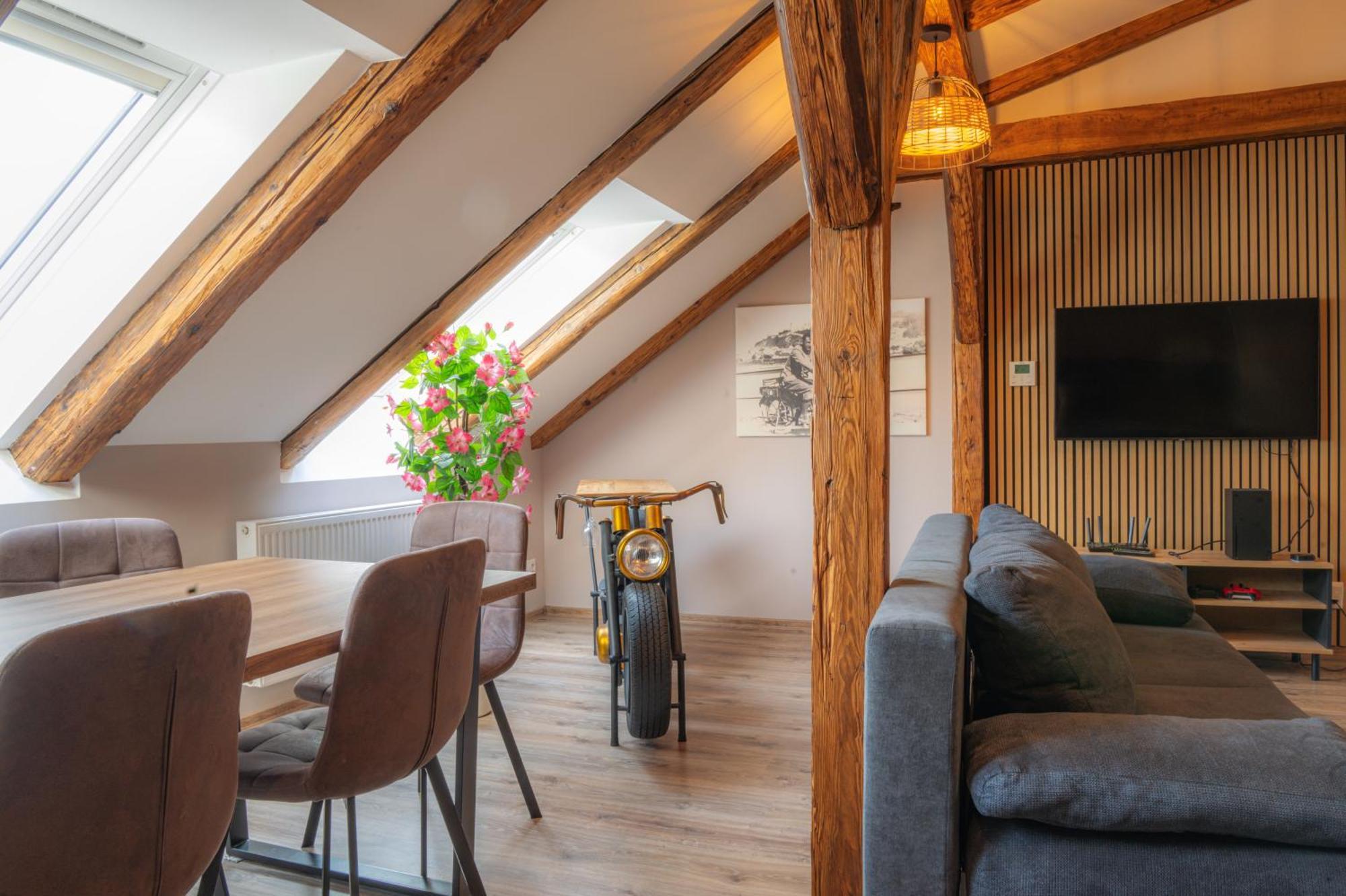 Appartamento Apatman Fellini House Trenčín Esterno foto